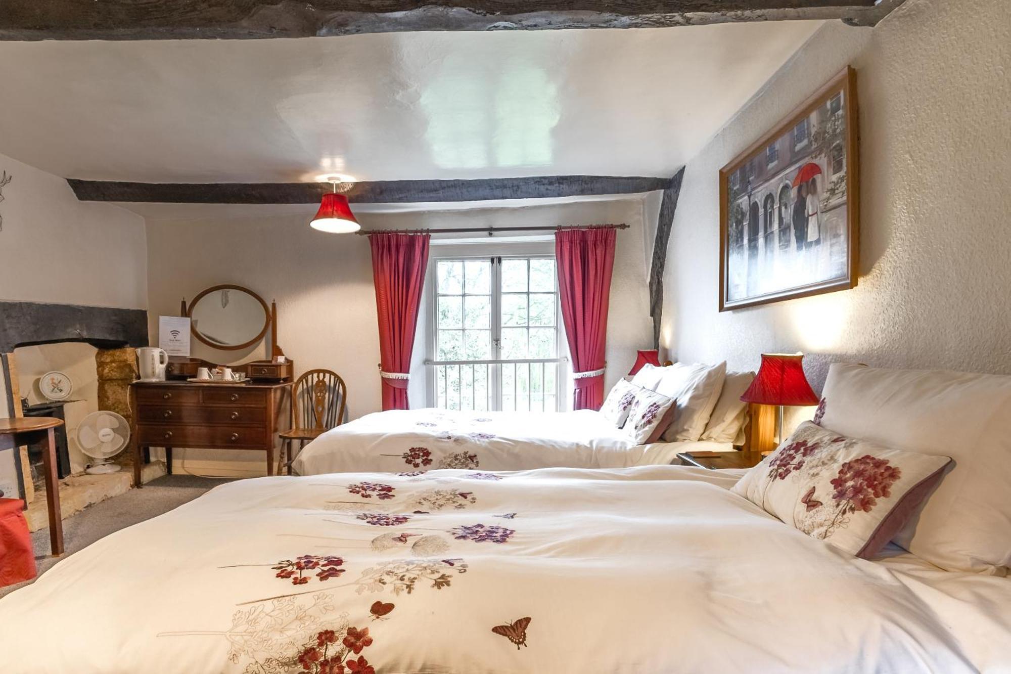 Yallands Farmhouse Тонтон Номер фото